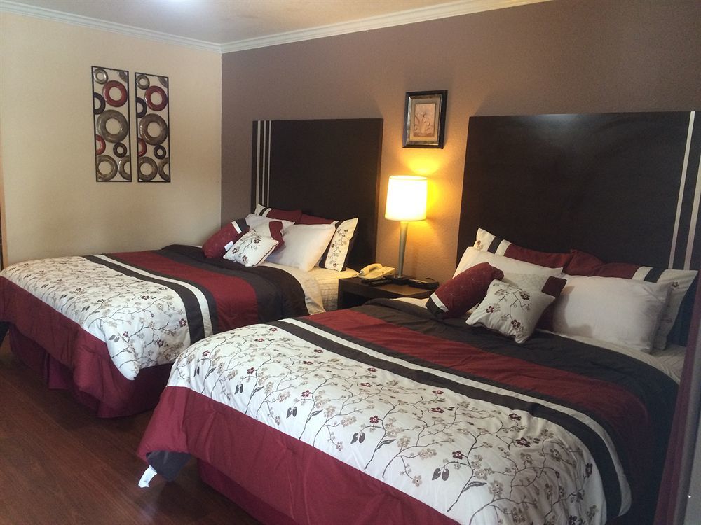 מרטינז Muir Lodge Motel מראה חיצוני תמונה